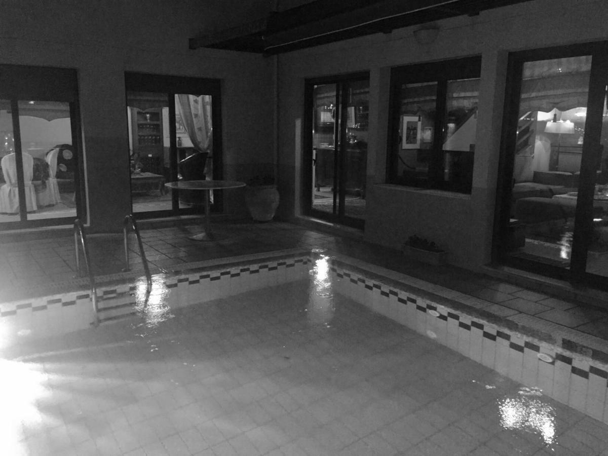 Villa 4-seasons Pool Near Meteora *