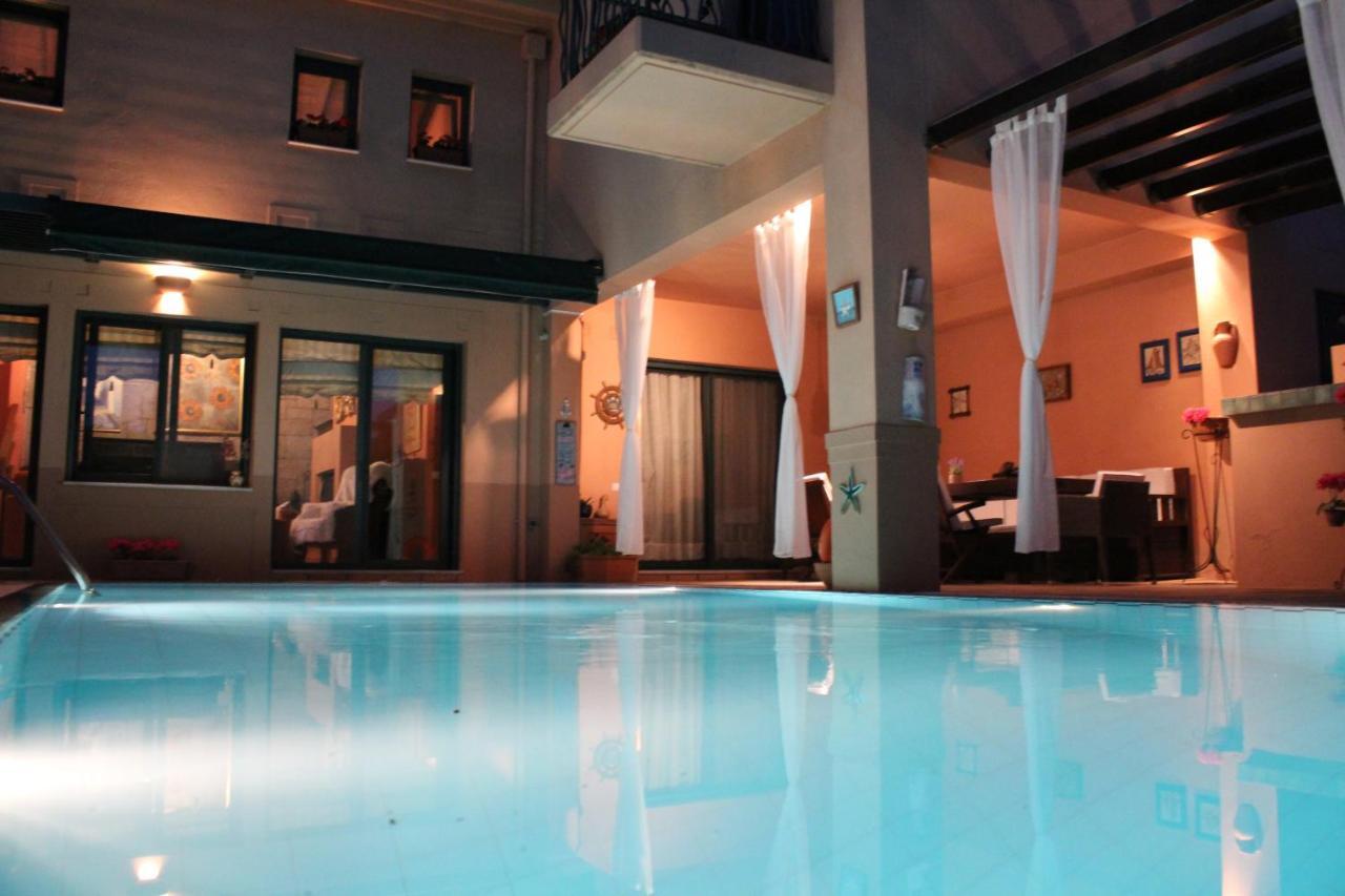 Villa 4-seasons Pool Near Meteora